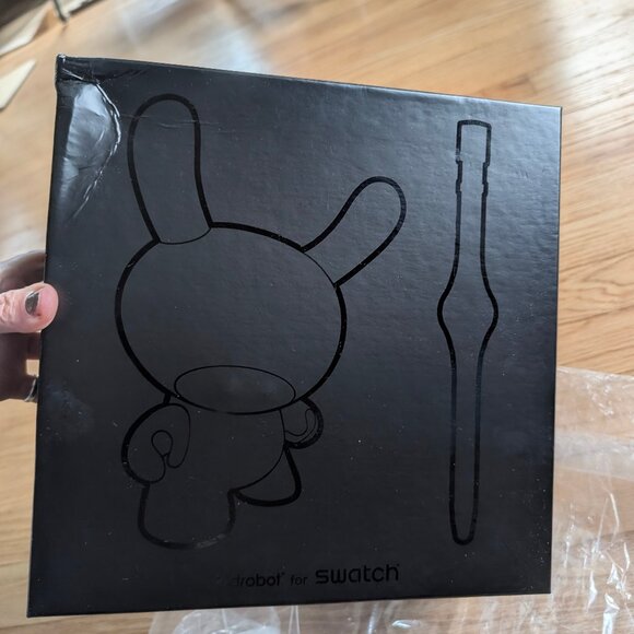 NIB Kidrobot x Swatch Tennis Pro Dunny Watch Frank Kozik Yellow Pro Club Box Set - Picture 6 of 13